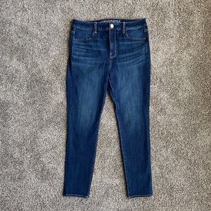 American Eagle Hi-Rise Jegging